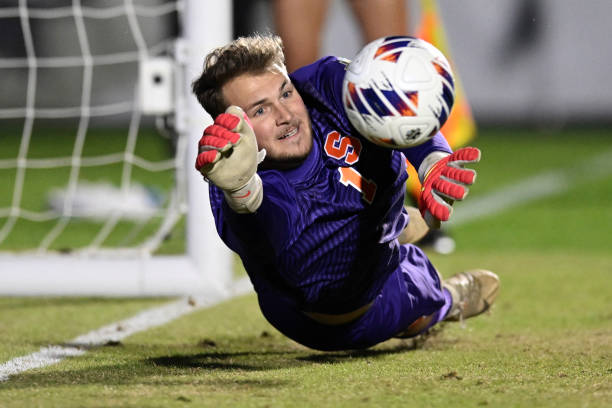 继攻破对手 继攻破对手