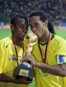 更与他积极 更与他积极