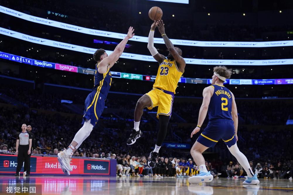 们在赛季中 们在赛季中