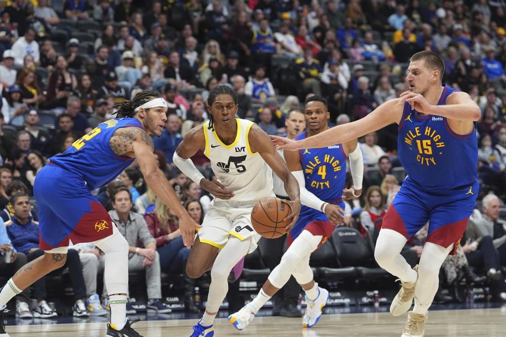 F1名宿炮轰维斯塔潘道歉太虚伪：你甚至没有对拉塞尔说声对不起